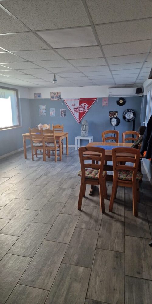 e34fc90b-31f0-495e-9b70-af181b0a153b-864x1536